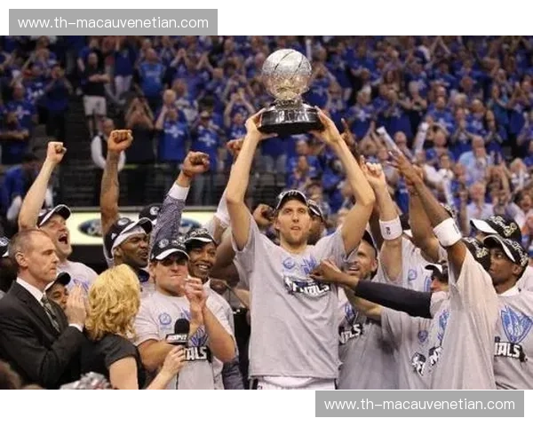 雷霆万钧，小牛逐鹿：一场荡气回肠的对决回放